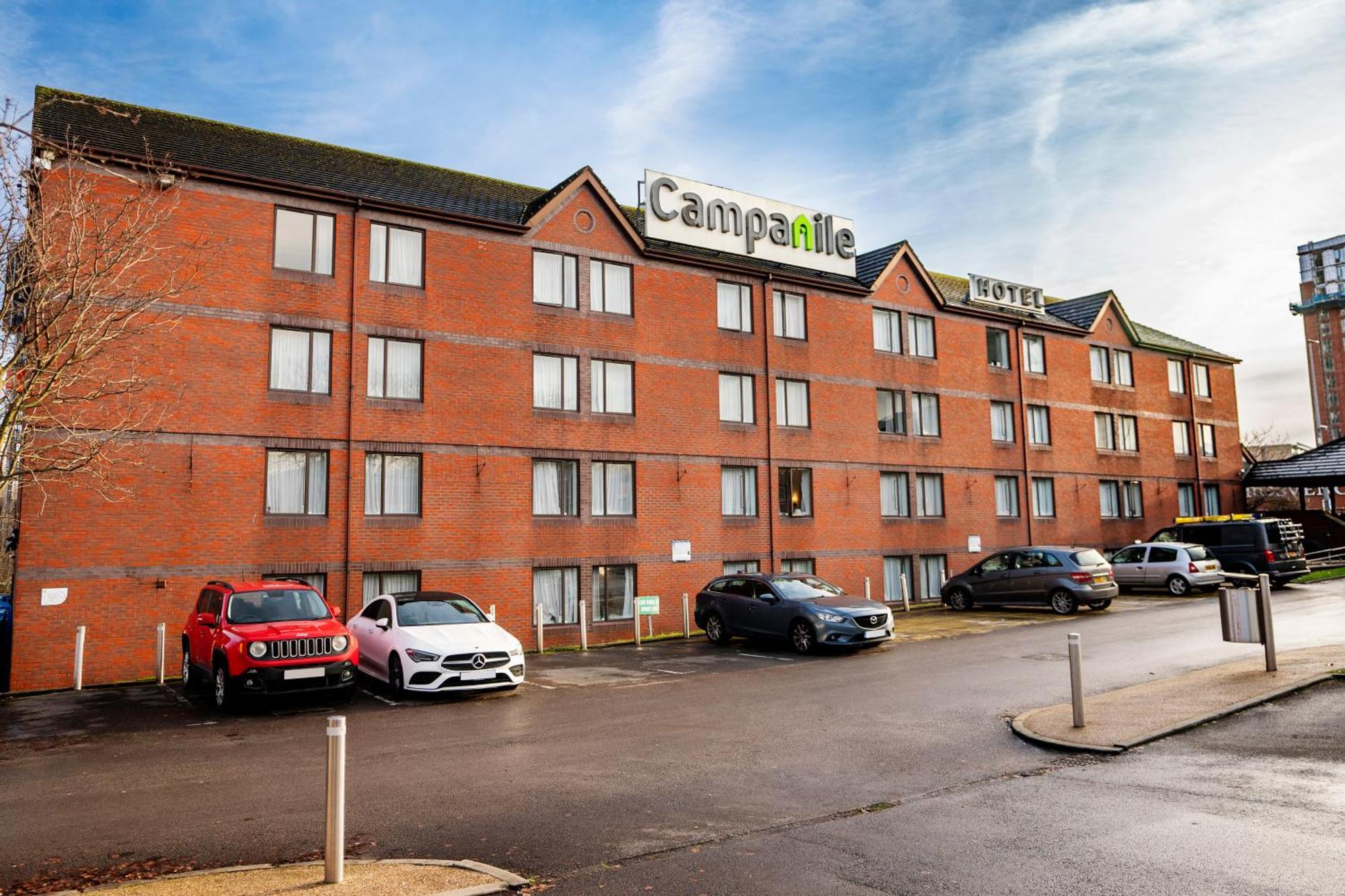 Campanile Manchester Luaran gambar